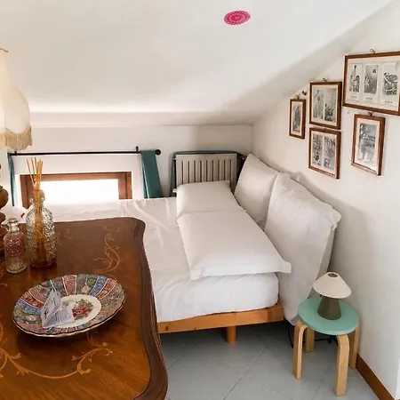 La Mansarda Di Orni Apartmán Ivrea
